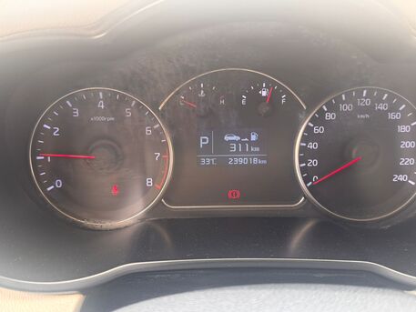 Buraidah, Vehicles, Cars & Trucks , SAR 28000,  Kia Carens 2014 Full Option,  2014,  Automatic,  240000 KM,
