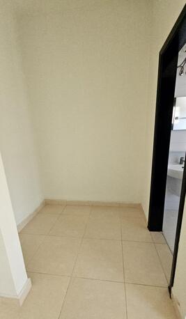 Adliya, Apartments, Flats, Houses & Villas, BHD 250/month,  2 BR,  2 Bedroom Unfurnished Flat For Rent With Ewa