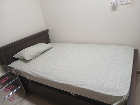Madinat Al Ummal, Furniture, SAR 800,  Home Center Queen Size Bed