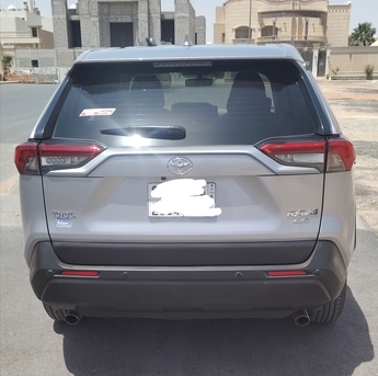 Riyadh, Vehicles, Cars & Trucks , SAR 82000,  Toyota RAV4,  2020,  Automatic,  91800 KM,  Rav4 |  I 92K KM | 82000