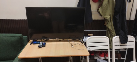 Jeddah, Electronics, SAR 400,  I Want To Sell My TV 39 Inches Dansat And Tv Box