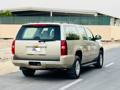 Hamala, Vehicles, Cars & Trucks , BHD 4400,  Chevrolet Suburban,  2014,  Automatic,  475000 KM,