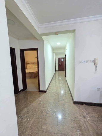 Juffair, Rooms for Rent, BHD 130/month,  Spacious Furnished Room Available For Couple Or Bachalor