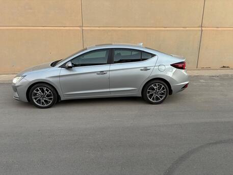 Riyadh, Vehicles, Cars & Trucks , SAR 55000,  Hyundai Elantra,  2020,  Automatic,  122348 KM,
