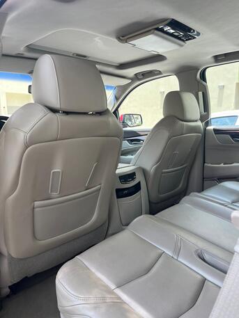 Manama, Vehicles, Cars & Trucks , BHD 8500,  Cadillac Escalade,  2015,  Automatic,  89000 KM,