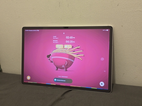 Riyadh, Tablet Computers, SAR 2200,  Samsung Galaxy Tab S10+ 5G (UAE Version) + Smart Cover  Screen Guard
