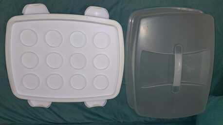 Al Seef, Household Items, BHD 3,  Cake Boxes /cupcake Holder, BD 3 FOR BOTH.