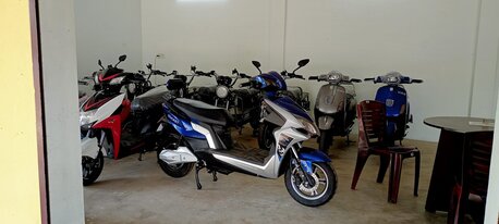 Madurai, Business, VARDHINI TWO WHEELERS (TAMBARAM DEALER)