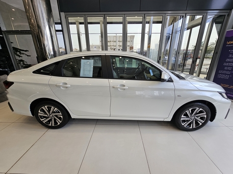 Dammam, Vehicles, Cars & Trucks , SAR 1,  Toyota Yaris,  2026,  Automatic,  5 KM,