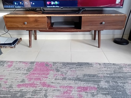 Al Hamadaniyyah, Furniture, TV Table