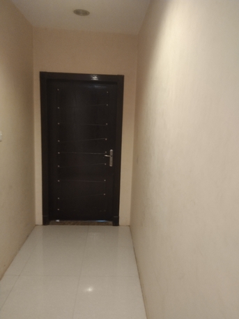 Dhahrat Laban, Apartments, Flats, Houses & Villas, Bachlor Room Available For Rent