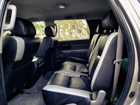 Muharraq, Vehicles, Cars & Trucks , BHD 1,  Toyota Sequoia,  2010,  Automatic,  500000 KM,