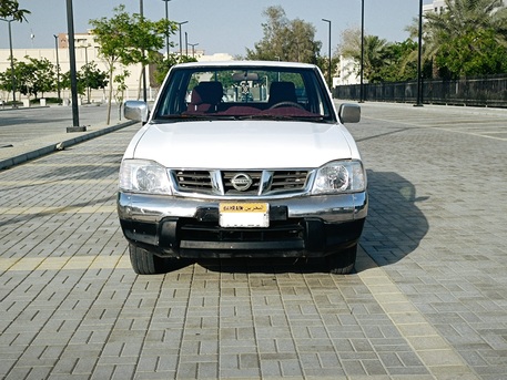 Riffa, Vehicles, Cars & Trucks , BHD 2200,  Nissan Pickup,  2012,  Manual,  350000 KM,  DOUBLE CABINE