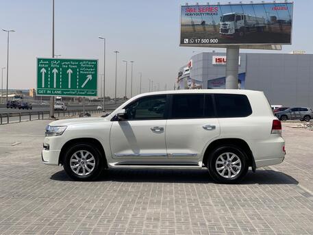 Manama, Vehicles, Cars & Trucks , BHD 17200,  Toyota Land Cruiser,  2018,  Automatic,  225300 KM,  Toyota Landcruiser GX-R  (Pearl)