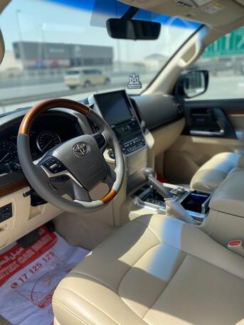 Manama, Vehicles, Cars & Trucks , BHD 17200,  Toyota Land Cruiser,  2018,  Automatic,  225300 KM,  Toyota Landcruiser GX-R  (Pearl)