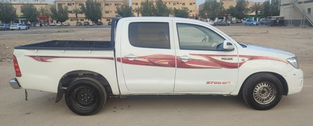 Riyadh, Vehicles, Cars & Trucks , SAR 28000,  Toyota Hilux,  2010,  Manual,  733000 KM,    Petrol Double Cab Vehicle Is In Good Condition Low Fuel Consumption