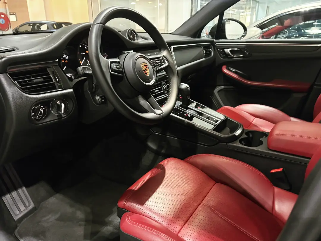 Amwaj Islands, Vehicles, Cars & Trucks , BHD 18995,  Porsche Macan,  2022,  Automatic,  50000 KM,    2.0L TC 4WD 265 HP Full Option