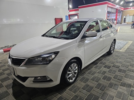 Hofuf, Vehicles, Cars & Trucks , SAR 32000,  Changan Alsvin V7,  2020,  Automatic,  32500 KM,