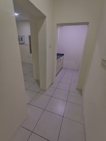 Hoora, Apartments, Flats, Houses & Villas, BHD 140/month,  1 BR,  Semi Furnished 1 Bedroom Studio Flat For Rent In Hoora With Electricity -35529070