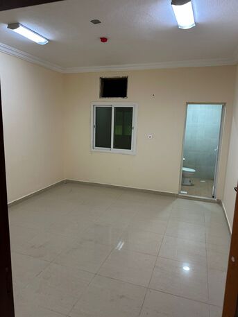 Jubail, Apartments, Flats, Houses & Villas, SAR 32000/year,  3 BR,  Apartment For Rent Behind Toyota On Abu Ali Road, Near Al-Khunaini Hospital.