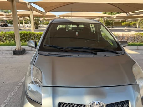 Riffa, Vehicles, Cars & Trucks , BHD 1200,  Toyota Yaris,  2007,  Automatic,  200000 KM,  Yaris  Hatchback