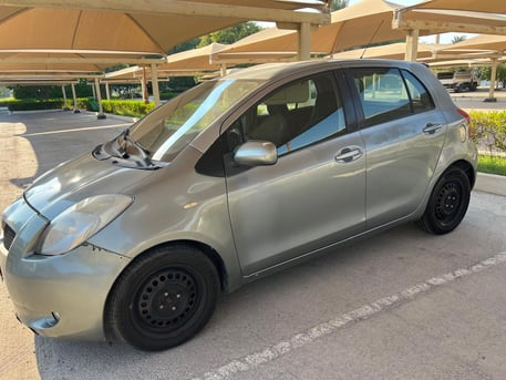 Riffa, Vehicles, Cars & Trucks , BHD 1200,  Toyota Yaris,  2007,  Automatic,  200000 KM,  Yaris  Hatchback