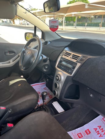 Riffa, Vehicles, Cars & Trucks , BHD 1200,  Toyota Yaris,  2007,  Automatic,  200000 KM,  Yaris  Hatchback