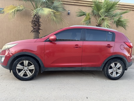 Riyadh, Vehicles, Cars & Trucks , SAR 32500,  Kia Sportage,  2012,  Automatic,  217000 KM,    With Little Odometer In Original Condition