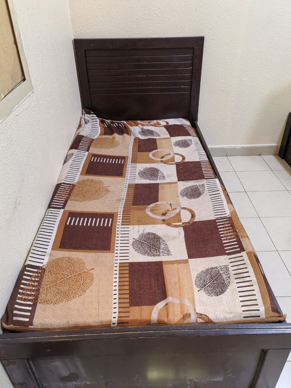 Jubail, Furniture, SAR 700,  6 Single Bed And 12 Door Almirah Available