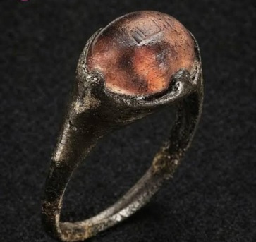 Riyadh, Jewelry, SAR 7000,  Over 1200 Y/o Arabic Inscribed Ring Discovered In Viking Grave In Birka,