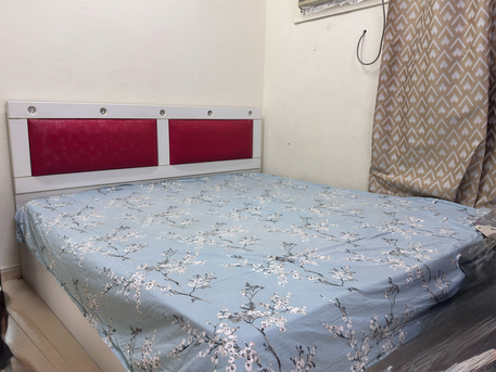 Jeddah, Furniture, SAR 1000,  Bedset For Sale. Price Is Negotiable. Absolute Prestige And Best Condition.