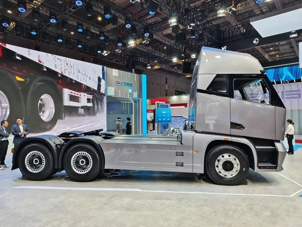 Makati City, Vehicles, Cars & Trucks , PHP 8299000,  GAC T9 6x4 10wheel Electric Tractor Head Truck,  2026,  Automatic,  10 KM,