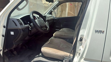 Al Malaz, Vehicles, Cars & Trucks , SAR 65000,  Toyota Hiace Highroof,  2010,  Manual,  176814 KM,  Toyota Hiace  &ndash; Reliable & Spacious Van For Cargo Transport