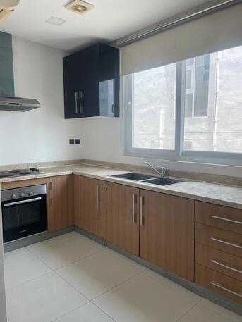 Hidd, Apartments, Flats, Houses & Villas, BHD 280/month,  3 BR,  Semi Furnished Flat For Rent In Hidd