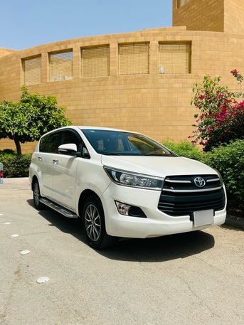 Dammam, Vehicles, Cars & Trucks , SAR 54500,  TOYOTA INNOVA CRYSTA,  2017,  Automatic,  345000 KM,    MODEL  NEAT CAR FOR SALE