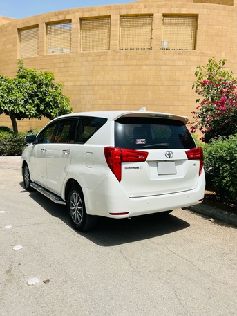 Dammam, Vehicles, Cars & Trucks , SAR 54500,  TOYOTA INNOVA CRYSTA,  2017,  Automatic,  345000 KM,    MODEL  NEAT CAR FOR SALE