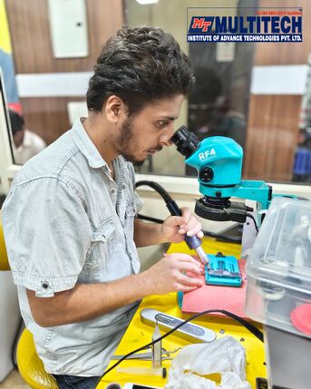 New Delhi, Education, How Can Multitech Institute Help You Build A Career With Mobile Repairing Course?
