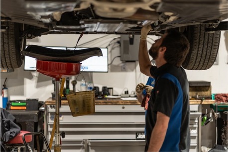 New York, Automotive, Ward Auto Total Auto Care Offers Reliable Oil Change Near You In Southport
