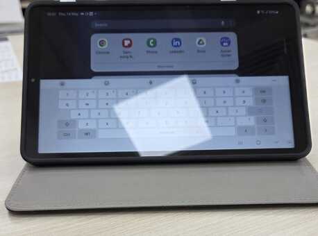 Dammam, Tablet Computers, Samsung Tablet A9 Almost New