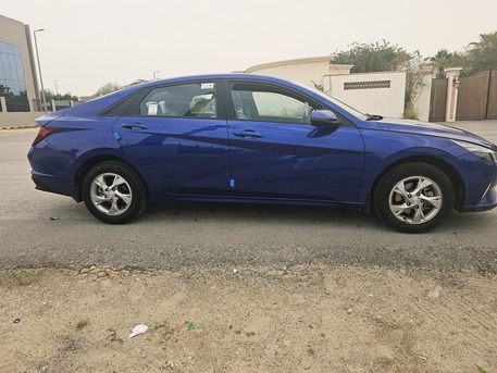 Akrabia, Vehicles, Cars & Trucks , Hyundai Elantra SE,  2022,  Automatic,  130 KM,  Hyundai Elantra  Perfect Orginl Paint