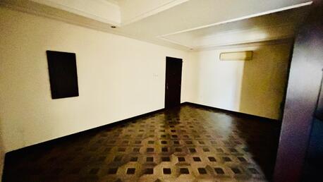 Mahooz, Apartments, Flats, Houses & Villas, BHD 275/month,  2 BR,  SPACIOUS SEMI FURNISHED 2 BHK APARTMENT FOR RENT IN MAHOOZ-: SUBEER*38185065*