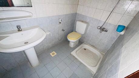 Salmaniya, Apartments, Flats, Houses & Villas, BHD 200/month,  2 BR,  UNFURNISHED 2 BHK APARTMENT FOR RENT IN SALMANIYA-: SUBEER*38185065*