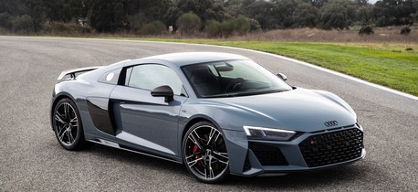 London, Travel, Can Audi R8 Hire Enhance Your Corporate Image?