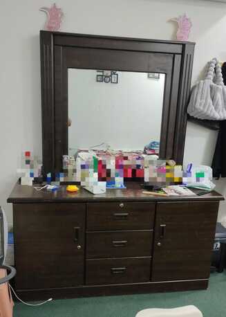 Manama, Furniture, BHD 90,  Urgently Sale Bedroom Set