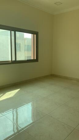 Busaiteen, Apartments, Flats, Houses & Villas, BHD 330/month,  4 BR,  Flat For Rent In Busaiteen