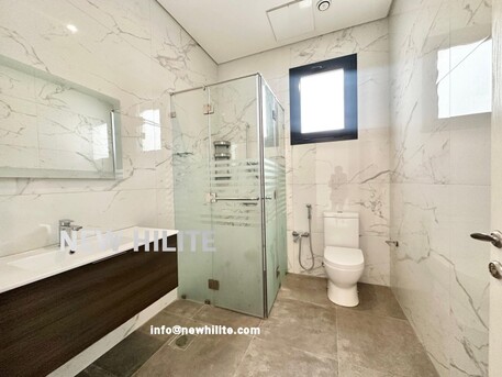 Kuwait City, Apartments, Flats, Houses & Villas, KWD 900/month,  4 BR,  4 Bedroom Floor For Rent In Abufathira