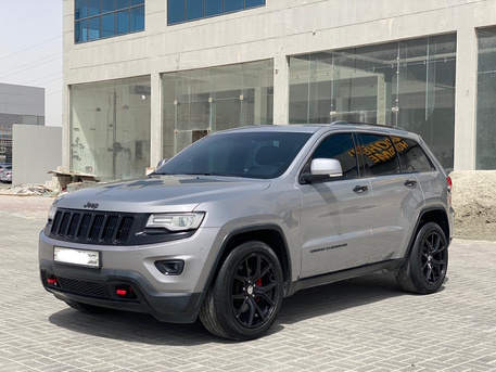 Manama, Vehicles, Cars & Trucks , BHD 4300,  Jeep Grand Cherokee,  2015,  Automatic,  146500 KM,   LTD  (Silver)