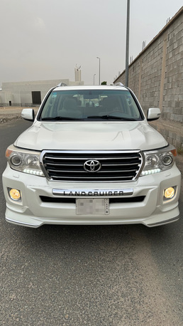 Taif, Vehicles, Cars & Trucks , SAR 75000,  Land Cruiser GXR 2013 V8,  2013,  333000 KM,