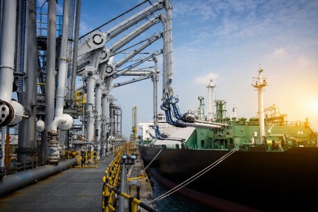 Dubai, Construction, Marine Loading Arm Installation Engineering For LNG And Port Infrastructure