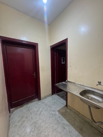 Riyadh, Rooms for Rent, Rooms Available For A Small Family